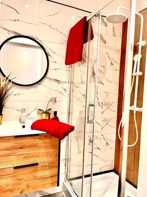 Łazienka w obiekcie Petit 1 Bed room Condo Warszawa Center
