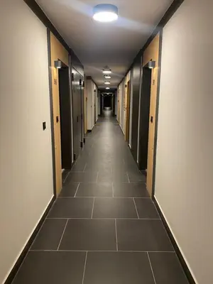 Plan piętra w obiekcie Wiktoryn 6 piękne nowe apartamenty z dużymi balkonami