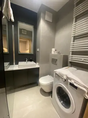 Łazienka w obiekcie Wiktoryn 6 piękne nowe apartamenty z dużymi balkonami