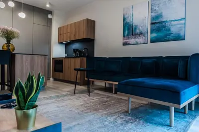 Część wypoczynkowa w obiekcie Mennica Residence PATRONUS PRIVATE APARTMENTS