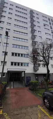 Budynek, w którym mieści się kwatera prywatna