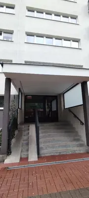 Budynek, w którym mieści się kwatera prywatna