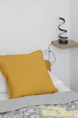 Łóżko lub łóżka w pokoju w obiekcie Cozy & Comfortable Apartment Grodeckiego by Noclegi Renters