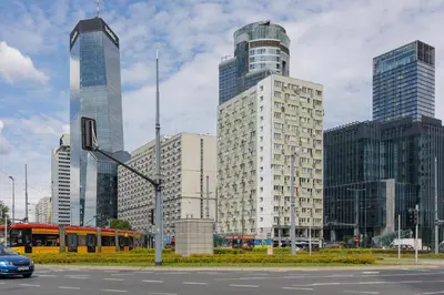 Budynek, w którym mieści się apartament