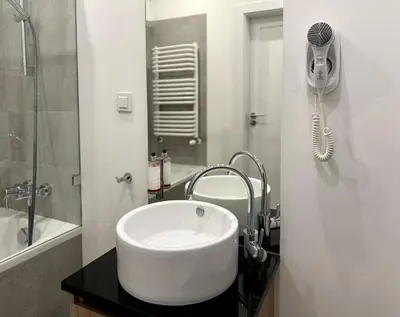 Łazienka w obiekcie K22 Wola Sławińska 508 z wanną