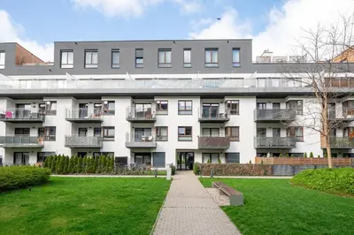 Budynek, w którym mieści się apartament