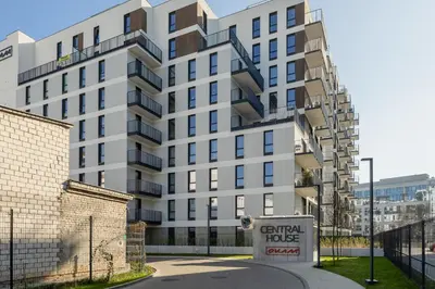 Budynek, w którym mieści się apartament