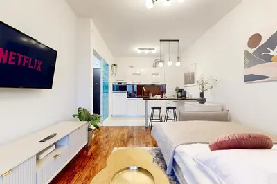 Kuchnia lub aneks kuchenny w obiekcie Grapefruit Apartment Ursus Balcony&Parking