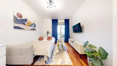 Telewizja i/lub zestaw kina domowego w obiekcie Grapefruit Apartment Ursus Balcony&Parking