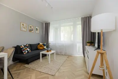 Część wypoczynkowa w obiekcie Reymonta Apartment near Metro Station by Mia