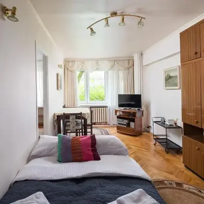 Wola Miła Standard Apartment by BookingHost