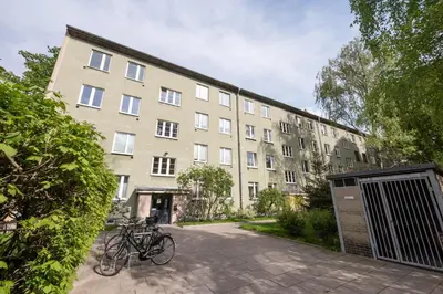 Budynek, w którym mieści się apartament