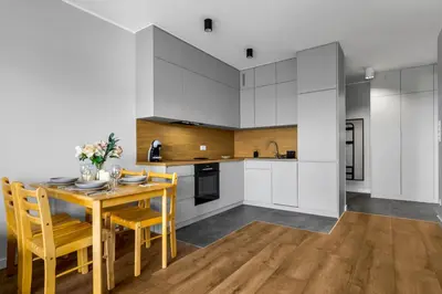 Kuchnia lub aneks kuchenny w obiekcie Warsaw Bemowo - Parking, Balcony & Workspace - by Rentujemy
