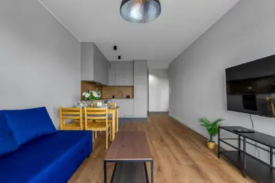 Telewizja i/lub zestaw kina domowego w obiekcie Warsaw Bemowo - Parking, Balcony & Workspace - by Rentujemy