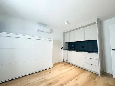 Kuchnia lub aneks kuchenny w obiekcie Apartamenty Modra Warszawa