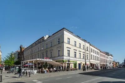 Budynek, w którym mieści się apartament