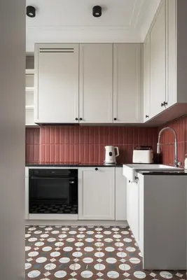 Kuchnia lub aneks kuchenny w obiekcie City Centre Deluxe Apartment by BookingHost