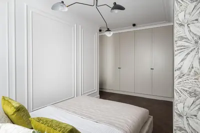 Łóżko lub łóżka w pokoju w obiekcie City Centre Deluxe Apartment by BookingHost