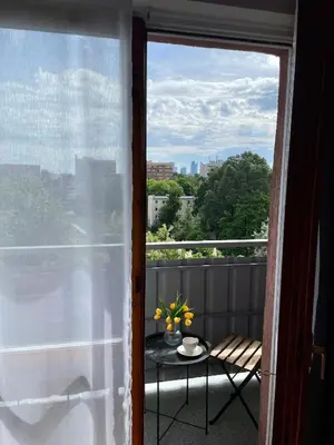 Balkon lub taras w obiekcie Wola Oasis - Cosy Apartment Near Metro Station