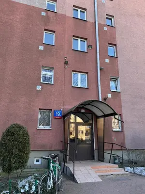Budynek, w którym mieści się apartament