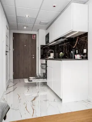 Kuchnia lub aneks kuchenny w obiekcie Warsaw Modern Stay