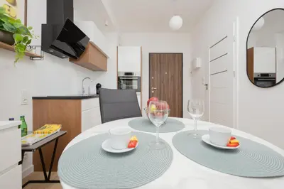 Telewizja i/lub zestaw kina domowego w obiekcie Sarmacka 27 studio 3-close to Medicover and Paley