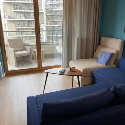 Labo Apartment Bliska Wola - parking