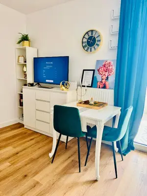 Telewizja i/lub zestaw kina domowego w obiekcie Apartament Lazurowa