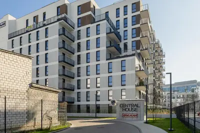 Budynek, w którym mieści się apartament