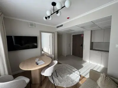 Telewizja i/lub zestaw kina domowego w obiekcie Pileckiego Residence