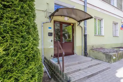 Ogród w obiekcie Bałuckiego Modern & Cozy Apartment Stary Mokotów Warsaw by Noclegi Renters
