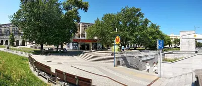 Budynek, w którym mieści się apartament