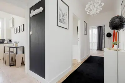 Plan piętra w obiekcie Beautiful & Modern Apartment near the City Center by Noclegi Renters