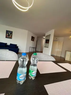 Łóżko lub łóżka w pokoju w obiekcie Arkadia The View Luxury Prime Apartment