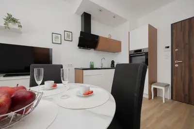 Kuchnia lub aneks kuchenny w obiekcie Holzera 6 studio close to Medicover and Paley