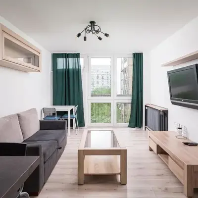 Park Mirowski Homely Apartment by BookingHost