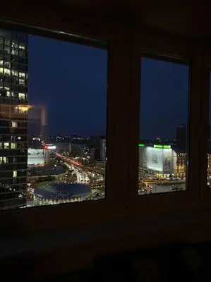 Widok na miasto Warszawa z tego apartamentu
