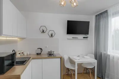 Kuchnia lub aneks kuchenny w obiekcie Reymonta 23 B - 5 min Metro - 15 min Centrum - 10 min CMKP