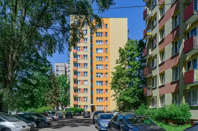 Budynek, w którym mieści się apartament