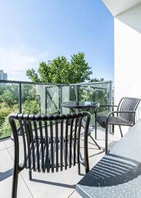Balkon lub taras w obiekcie RentPlanet - Apartament Ludwiki
