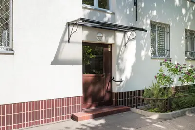 Budynek, w którym mieści się apartament