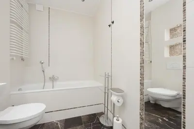Łazienka w obiekcie Luxury Three Bedroom Apartment with Parking & Balcony in Mokotów by Renters Prestige