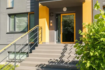 Budynek, w którym mieści się apartament