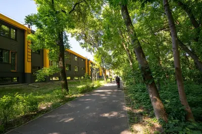 Budynek, w którym mieści się apartament