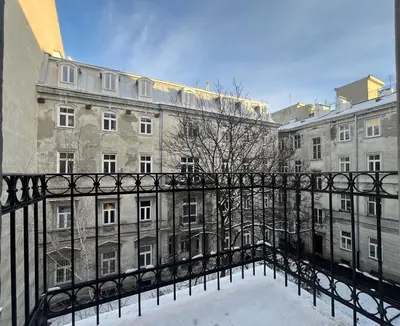 Budynek, w którym mieści się apartament