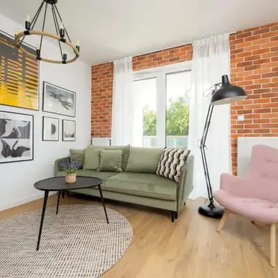 Komfortowy Apartament dla 4 osób z Parkingiem by Noclegi Renters