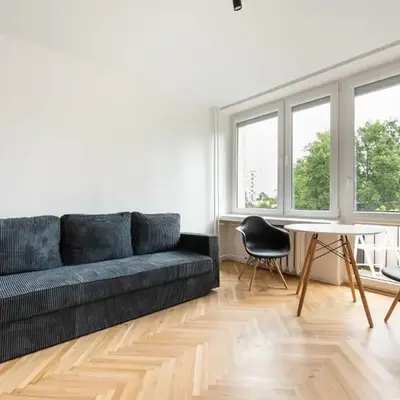 Nowa Praga Standard Apartment by BookingHost