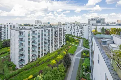 Budynek, w którym mieści się apartament