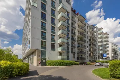 Budynek, w którym mieści się apartament