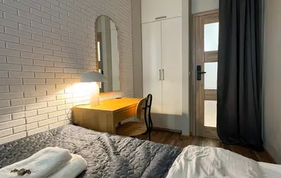 Łóżko lub łóżka w pokoju w obiekcie A2 - Prince Room - Warsaw City Haven - Shared Bathrooms - Self check-in